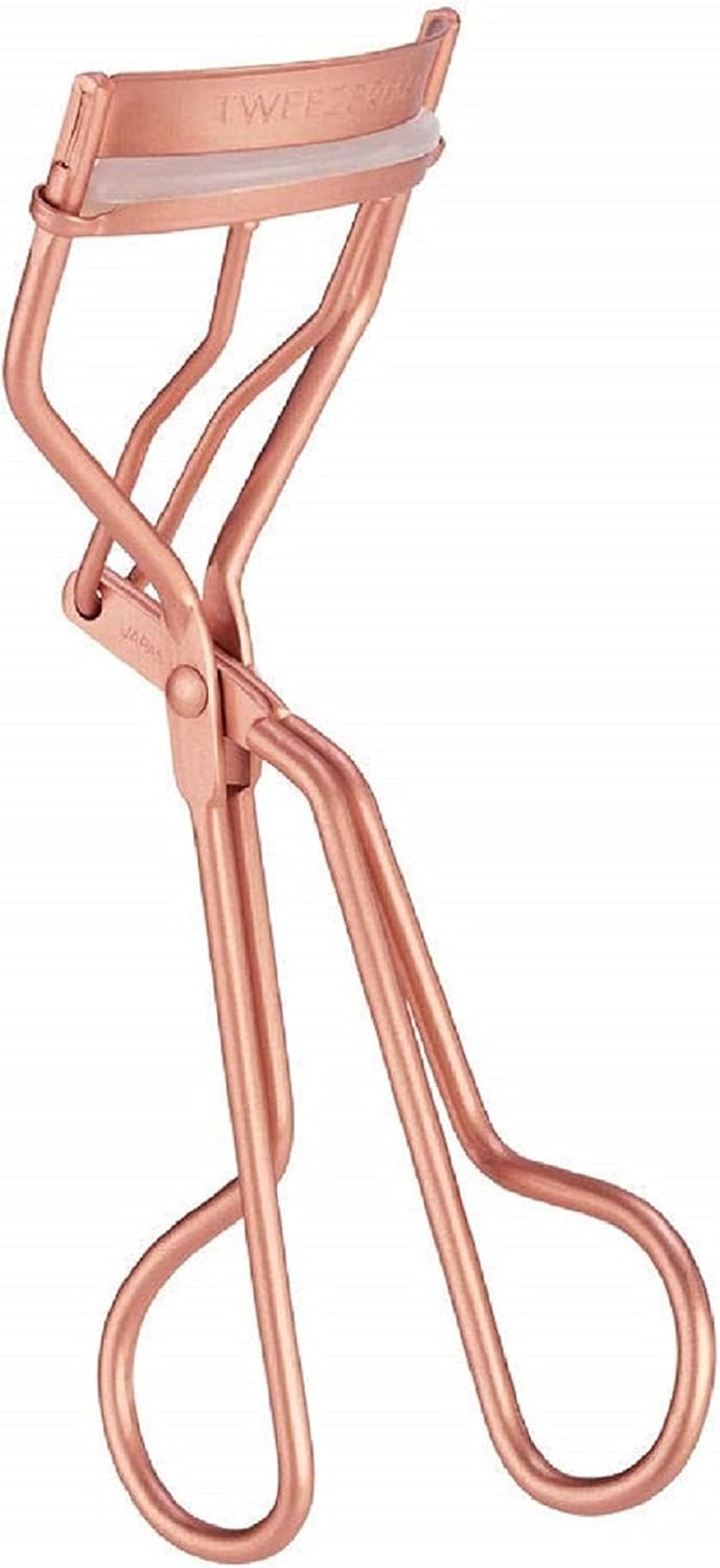 Tweezerman Classic Eyelash Curler for All Eye Shapes with Refill Pads